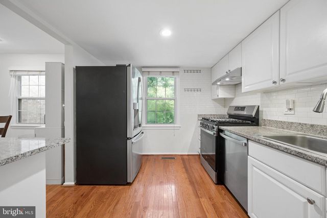941 PAULSBORO DR, Rockville, MD 20850