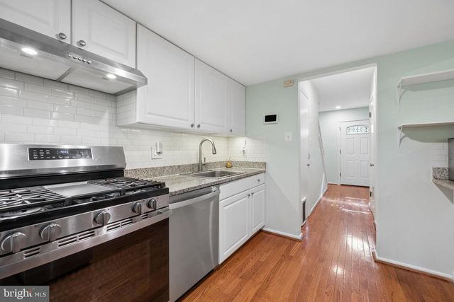 941 PAULSBORO DR, Rockville, MD 20850