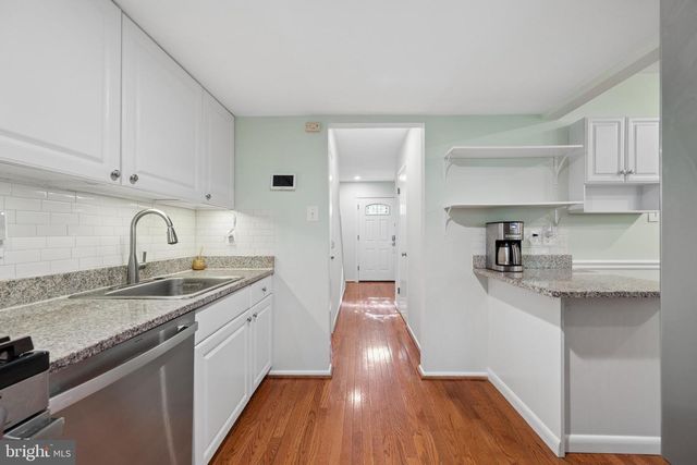 941 PAULSBORO DR, Rockville, MD 20850