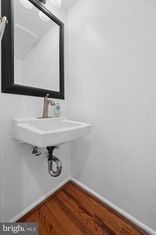 941 PAULSBORO DR, Rockville, MD 20850