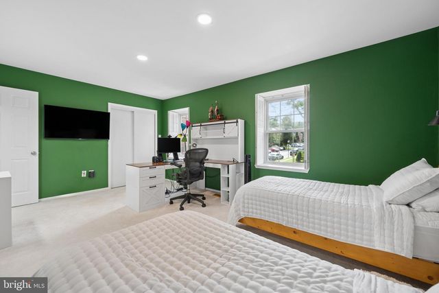 941 PAULSBORO DR, Rockville, MD 20850