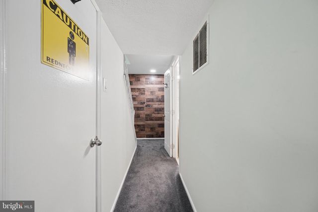 941 PAULSBORO DR, Rockville, MD 20850