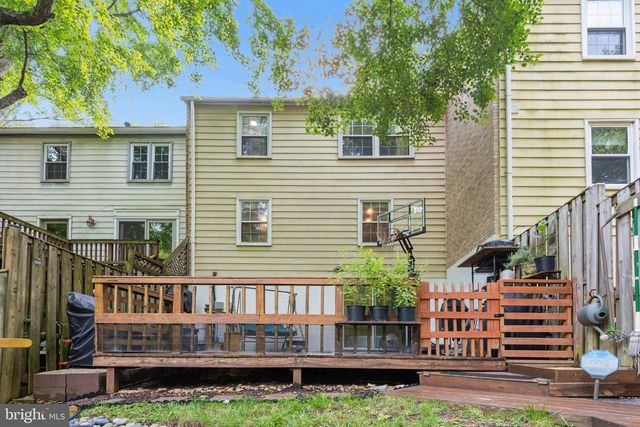 941 PAULSBORO DR, Rockville, MD 20850