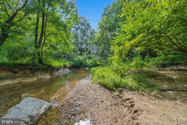 941 PAULSBORO DR, Rockville, MD 20850