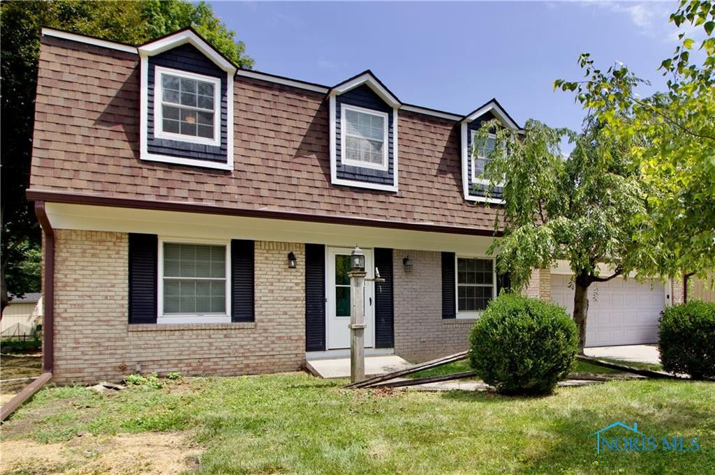 1085 Birch Drive, Perrysburg, OH 43551