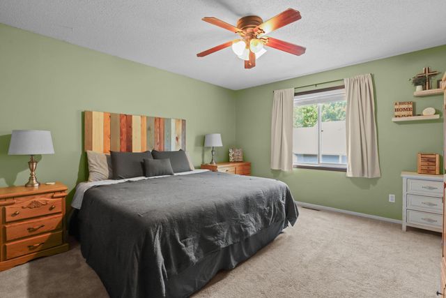 7600 Palomino Lane, Lino Lakes, MN 55014