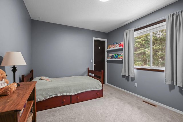 7600 Palomino Lane, Lino Lakes, MN 55014