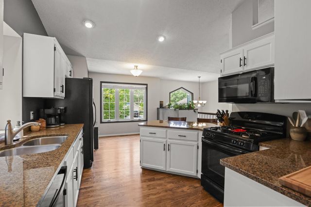 7600 Palomino Lane, Lino Lakes, MN 55014