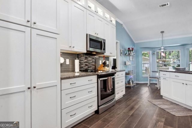 100 Longwood Road, St. Marys, GA 31558