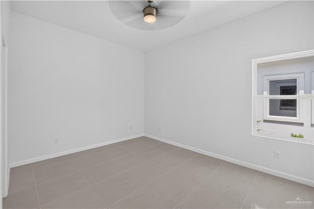 613 Mountain Road 20C, Mission, TX 78573