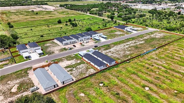 613 Mountain Road 20C, Mission, TX 78573