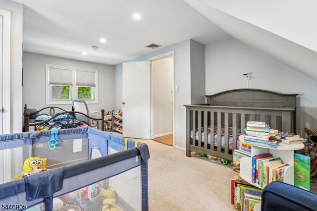 78 Legion Pl, Paramus Boro, NJ 07652