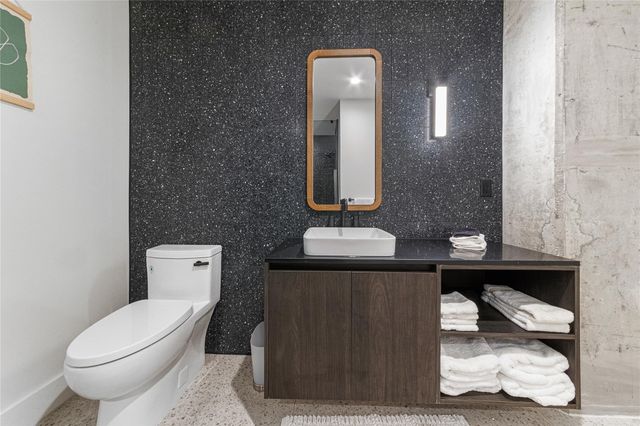 48 East Ave 2611, Austin, TX 78701
