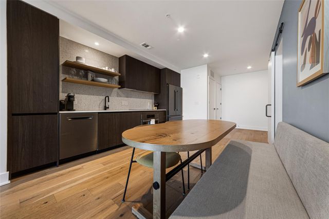 48 East Ave 2611, Austin, TX 78701