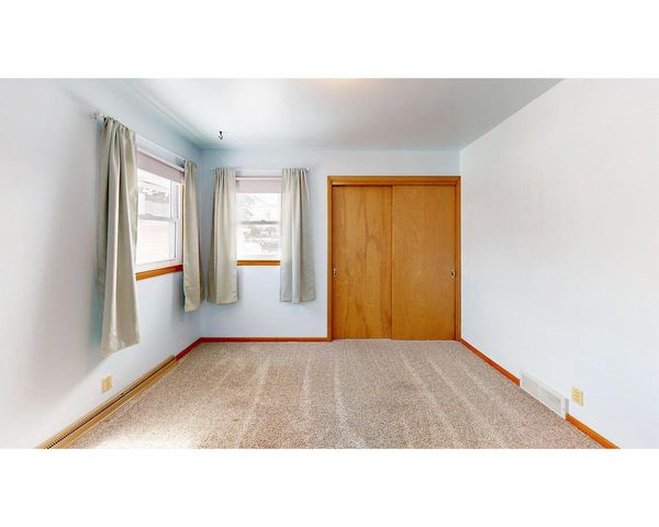 1525 George STREET, Manitowoc, WI 54220