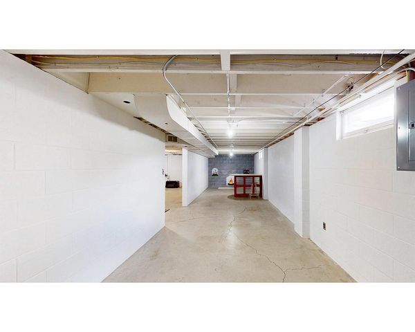 1525 George STREET, Manitowoc, WI 54220