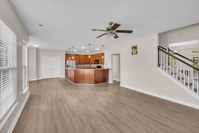 1033 Wyntergrace Farm Rd, Old Hickory, TN 37138