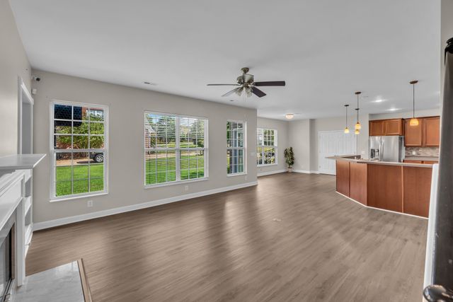 1033 Wyntergrace Farm Rd, Old Hickory, TN 37138
