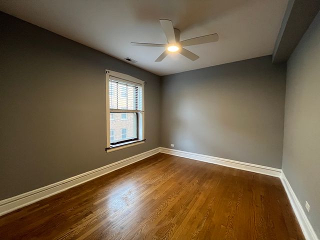 623 Washington Boulevard 2N, Oak Park, IL 60302