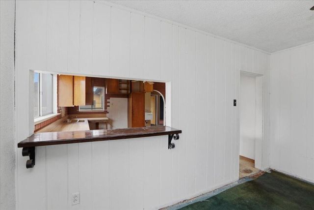 1079 Magnolia Avenue W, San Bernardino, CA 92411