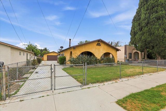 1079 Magnolia Avenue W, San Bernardino, CA 92411