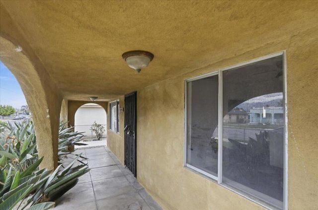 1079 Magnolia Avenue W, San Bernardino, CA 92411