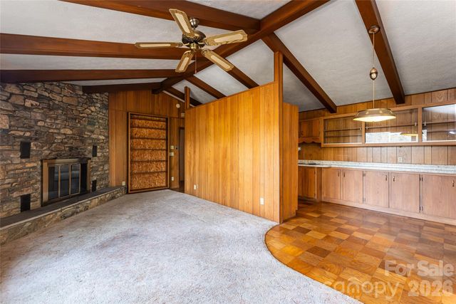 180 Lakewood Drive, Asheville, NC 28803