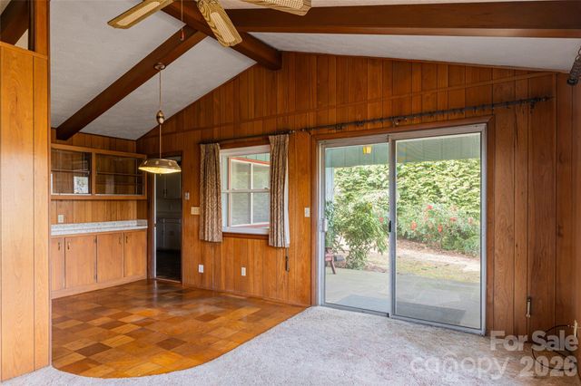 180 Lakewood Drive, Asheville, NC 28803