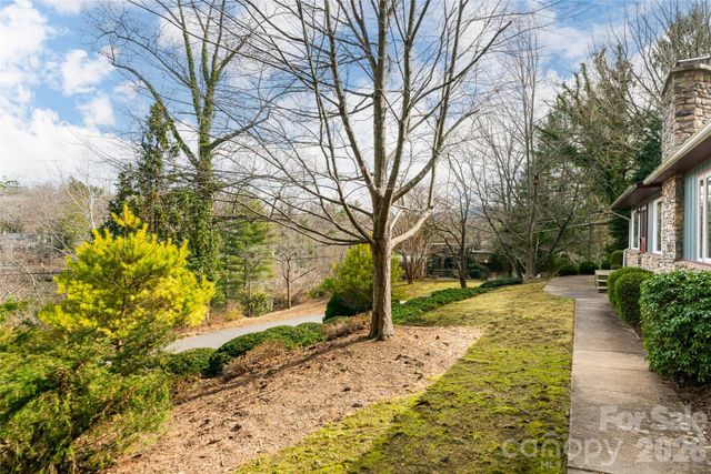 180 Lakewood Drive, Asheville, NC 28803