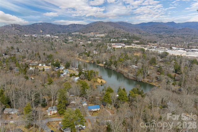 180 Lakewood Drive, Asheville, NC 28803