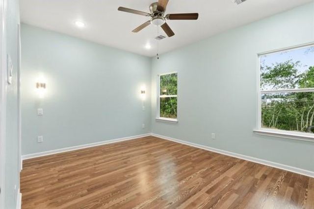819 Junction Avenue A, Cleveland, TX 77328
