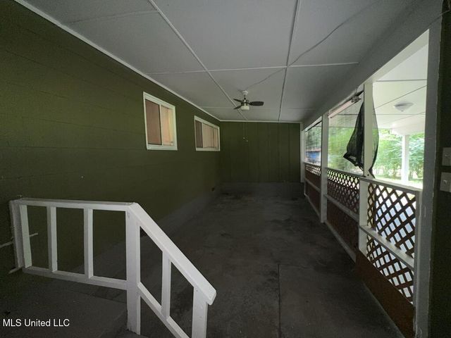 1618 Kentwood Drive, Jackson, MS 39212