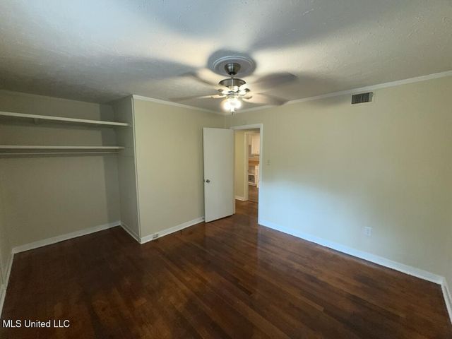 1618 Kentwood Drive, Jackson, MS 39212