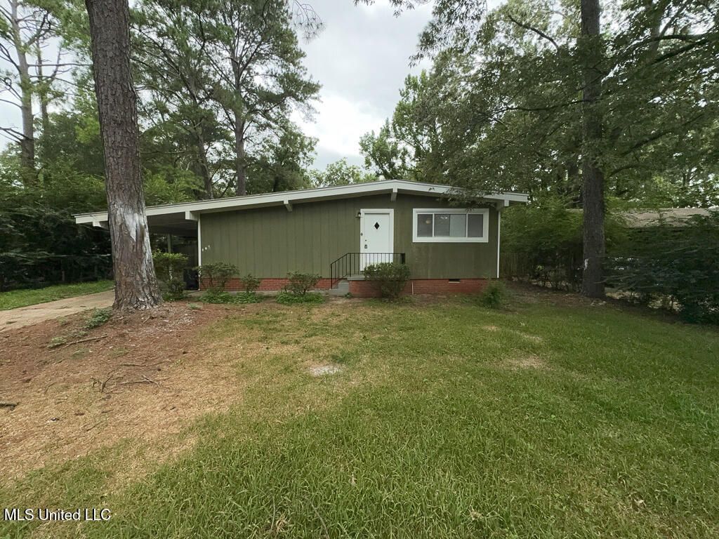 1618 Kentwood Drive, Jackson, MS 39212
