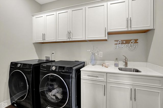 19407 Wilkey Circle, Westfield, IN 46074