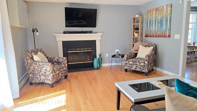 93 Pennacook Drive 93, Leominster, MA 01453