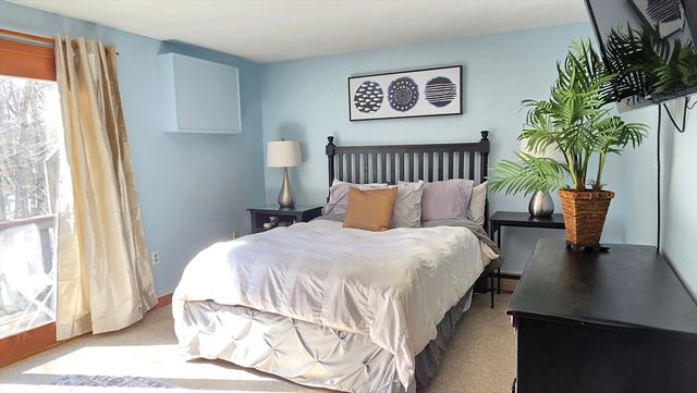 93 Pennacook Drive 93, Leominster, MA 01453