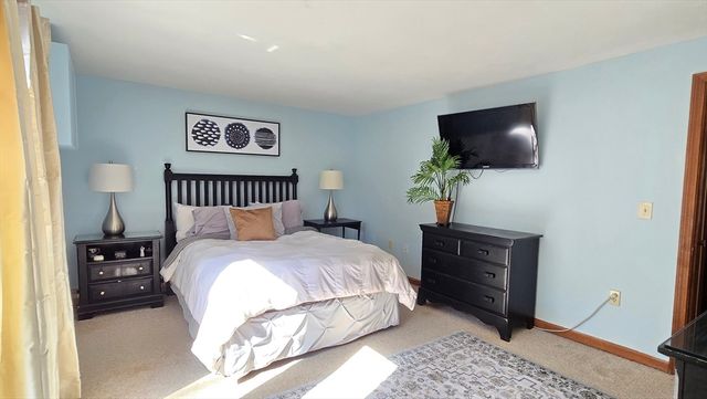 93 Pennacook Drive 93, Leominster, MA 01453