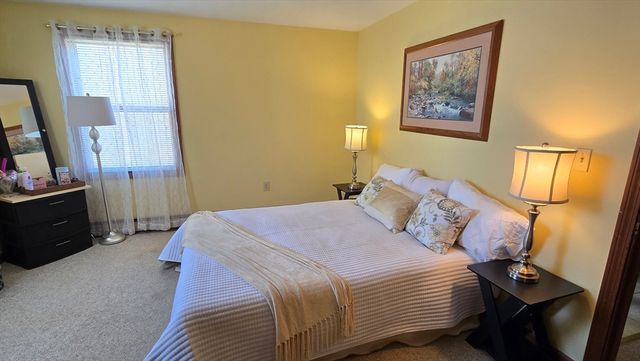 93 Pennacook Drive 93, Leominster, MA 01453