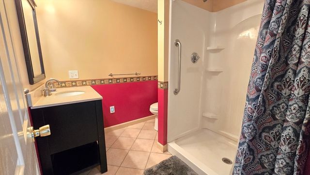 93 Pennacook Drive 93, Leominster, MA 01453