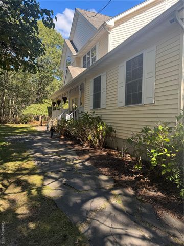 43 N Cozine Road, Manorville, NY 11949