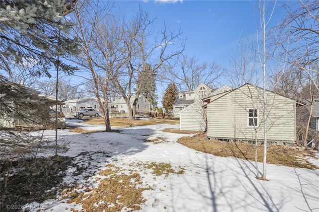 2008 Southlawn Drive, Des Moines, IA 50315