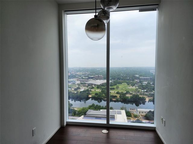 301 West Ave 3107, Austin, TX 78701