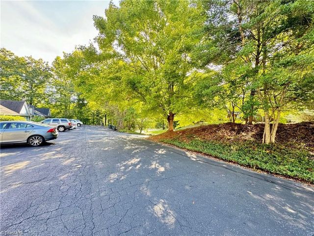 765 Oakland Drive G, Elkin, NC 28621