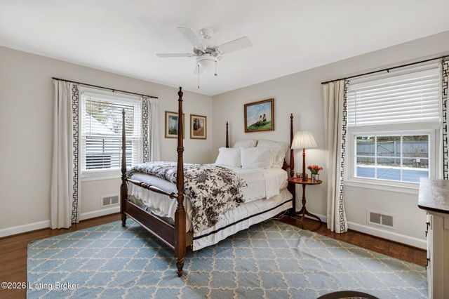 1901 Daleview Ln, Louisville, KY 40207