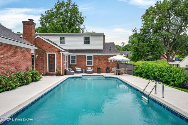 1901 Daleview Ln, Louisville, KY 40207