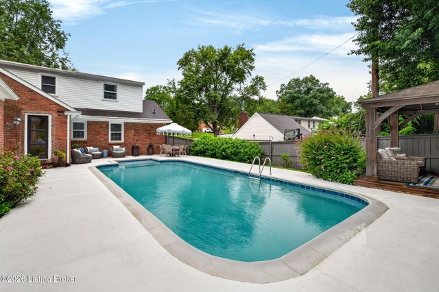 1901 Daleview Ln, Louisville, KY 40207