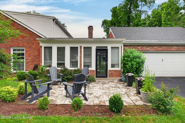 1901 Daleview Ln, Louisville, KY 40207