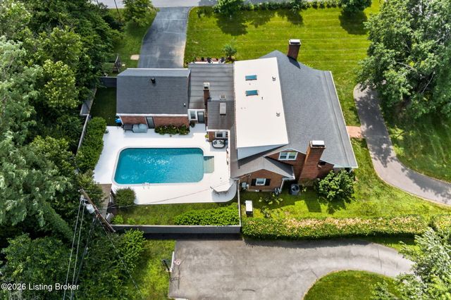 1901 Daleview Ln, Louisville, KY 40207