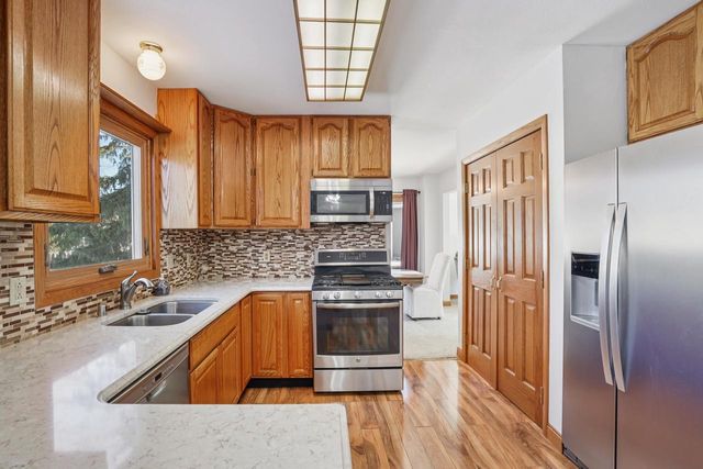 1703 Cumberland Court, Waunakee, WI 53597